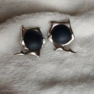 Vintage Signed Lee Wolfe Matte Silver Tone & Black Abstract Clip-On Earrings